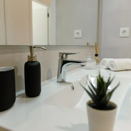 Marlin House Vi Ferrel (Leiria)